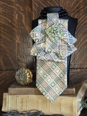Green Geometric Neck Tie Accent with Crystal Brooch -